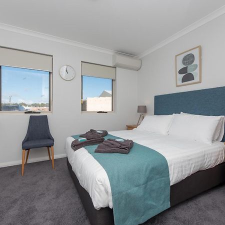 Jurien Bay Motel Apartments Екстер'єр фото