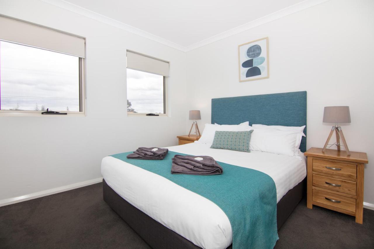 Jurien Bay Motel Apartments Екстер'єр фото