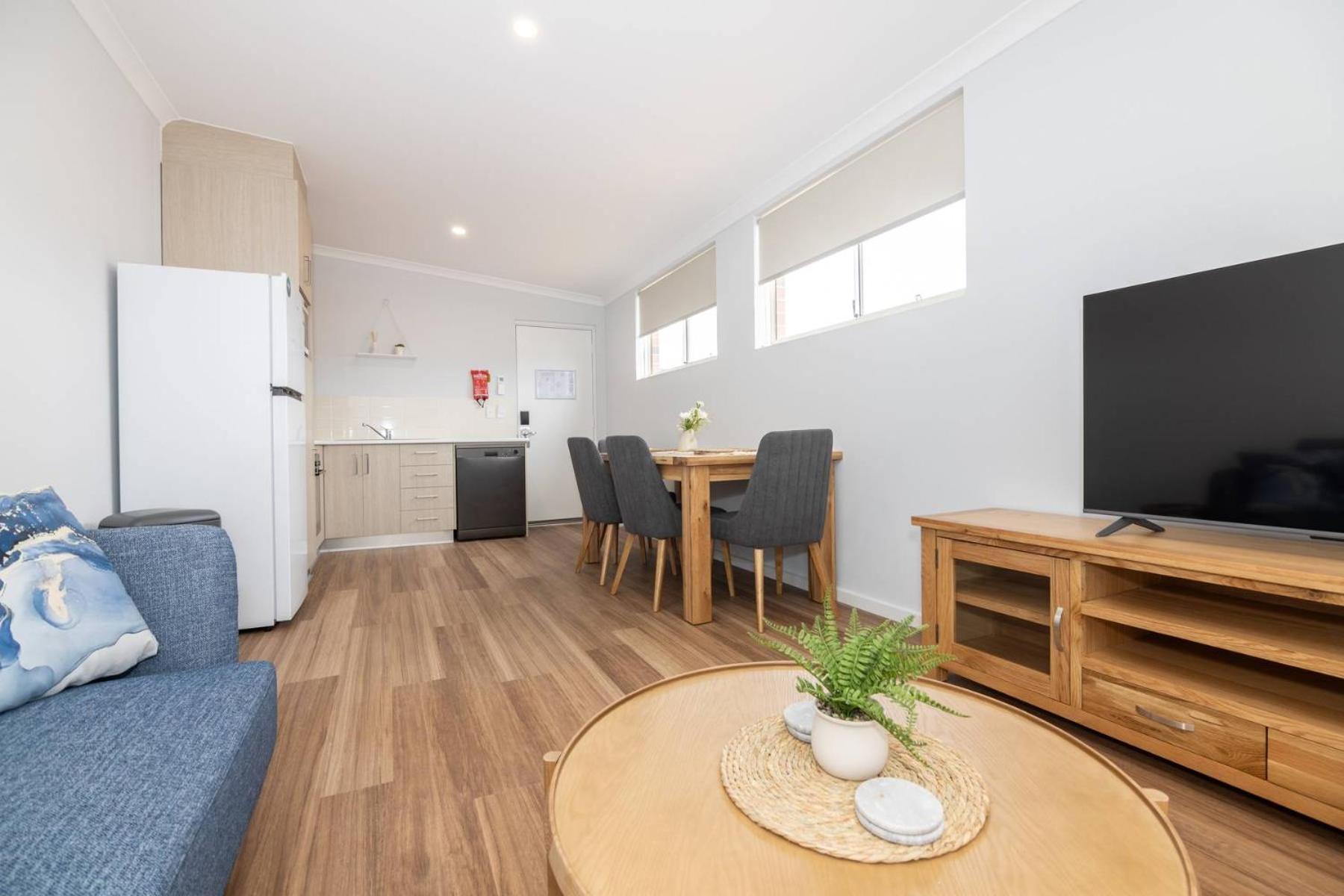 Jurien Bay Motel Apartments Екстер'єр фото