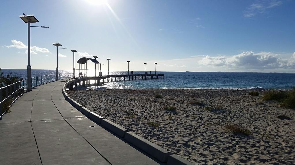 Jurien Bay Motel Apartments Екстер'єр фото